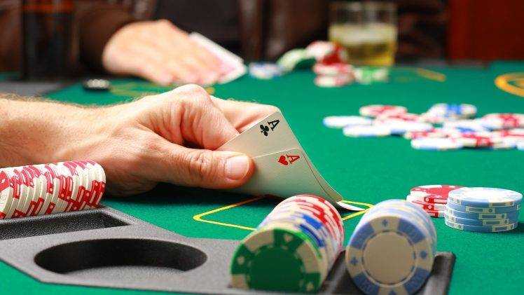 Zynga Poker El Görme Hilesi