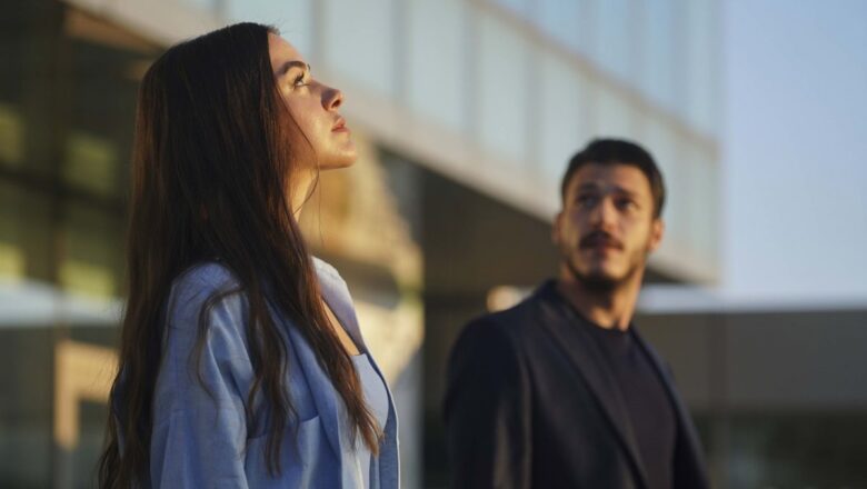 Aynı Koşullar Sağlanarak Tekrar Edildiğinde Aynı Sonuçları Veren Olaylara Ne Denir?
