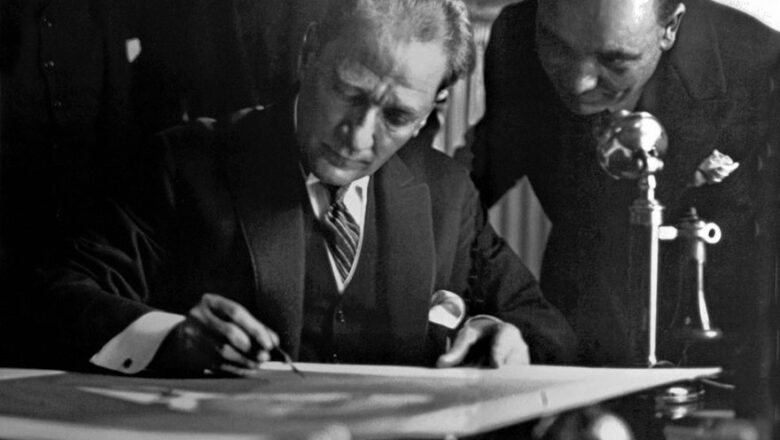 İş Bankası 10 Kasım Reklamı İzle – İndir (2022)