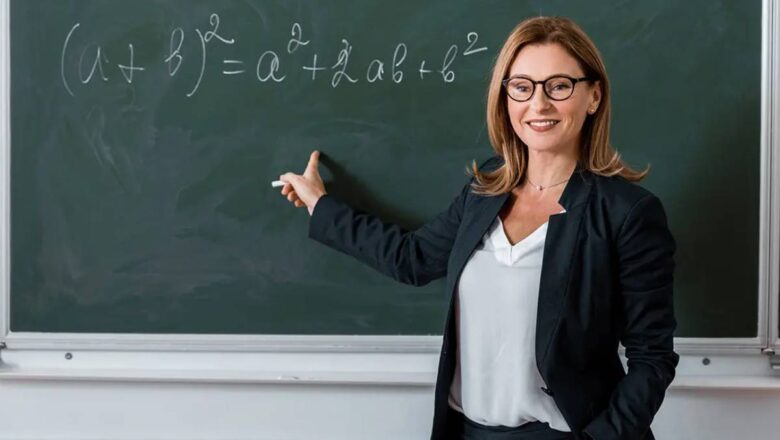 Uzman Öğretmenlik Sınavı Ertelendi mi? (2022)