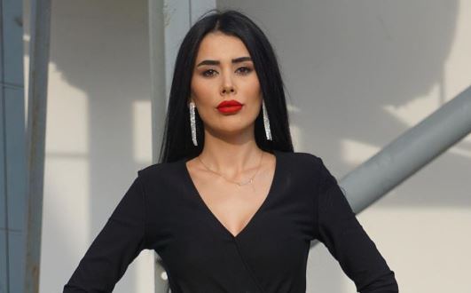 Yeliz Açıkel "Canlı Yayın" TikTok Hesabı ve Videoları (2023)