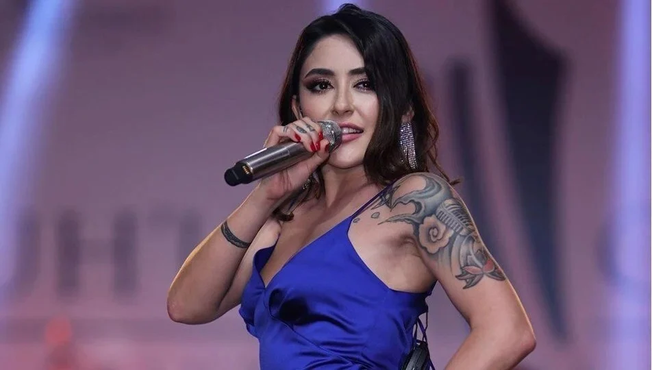 Melek Mosso 8 Haziran 2023 Konseri Nerede ve Saat Kaçta? (Kıyafetleri)