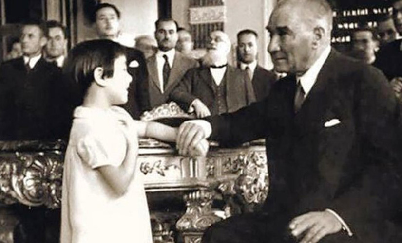 100 (Yüz) Yıl Harikalar .com - Atatürk Yapay Zeka