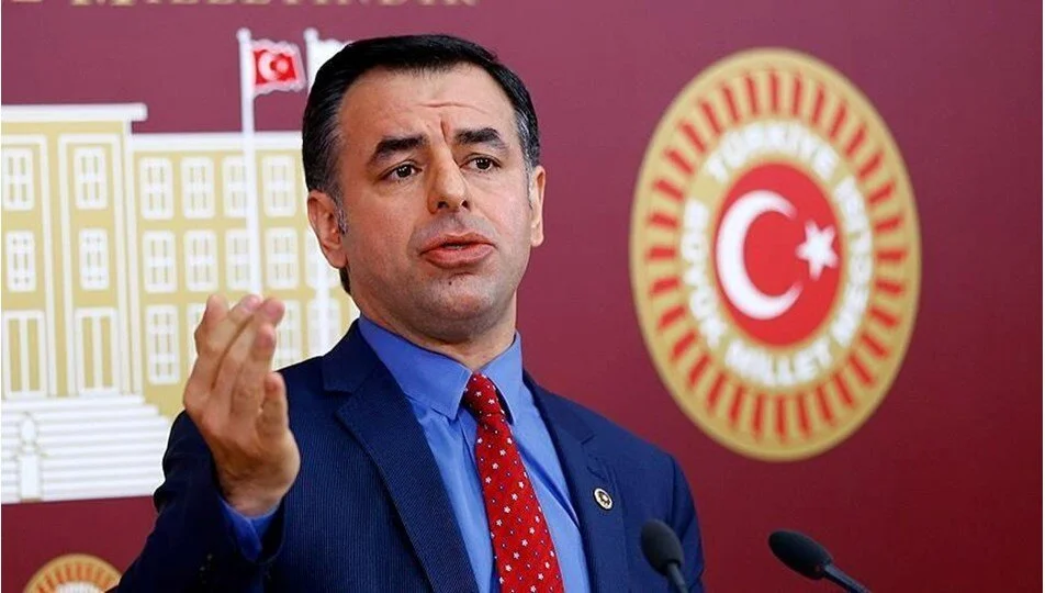 Barış Yarkadaş Neden İstifa Etti?