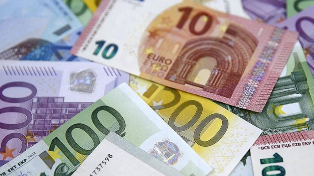 Euro "6 Kasım 2023" Bugün En Düşük Kaç TL Oldu? 