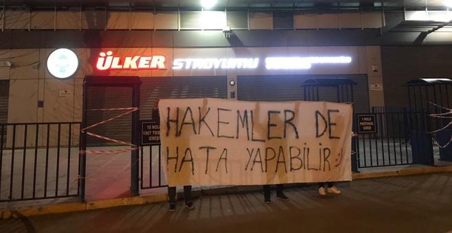 Hakemlerde Hata Yapabilir Bildirisi Videosu ve Fotoğrafı